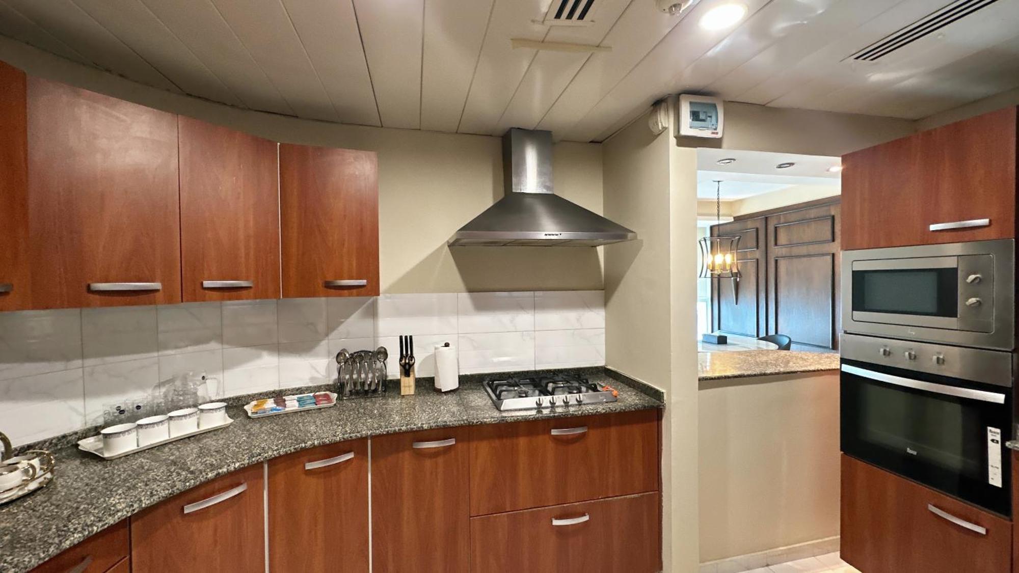 Centaurus Apartment City View Three Beds Исламабад Екстериор снимка