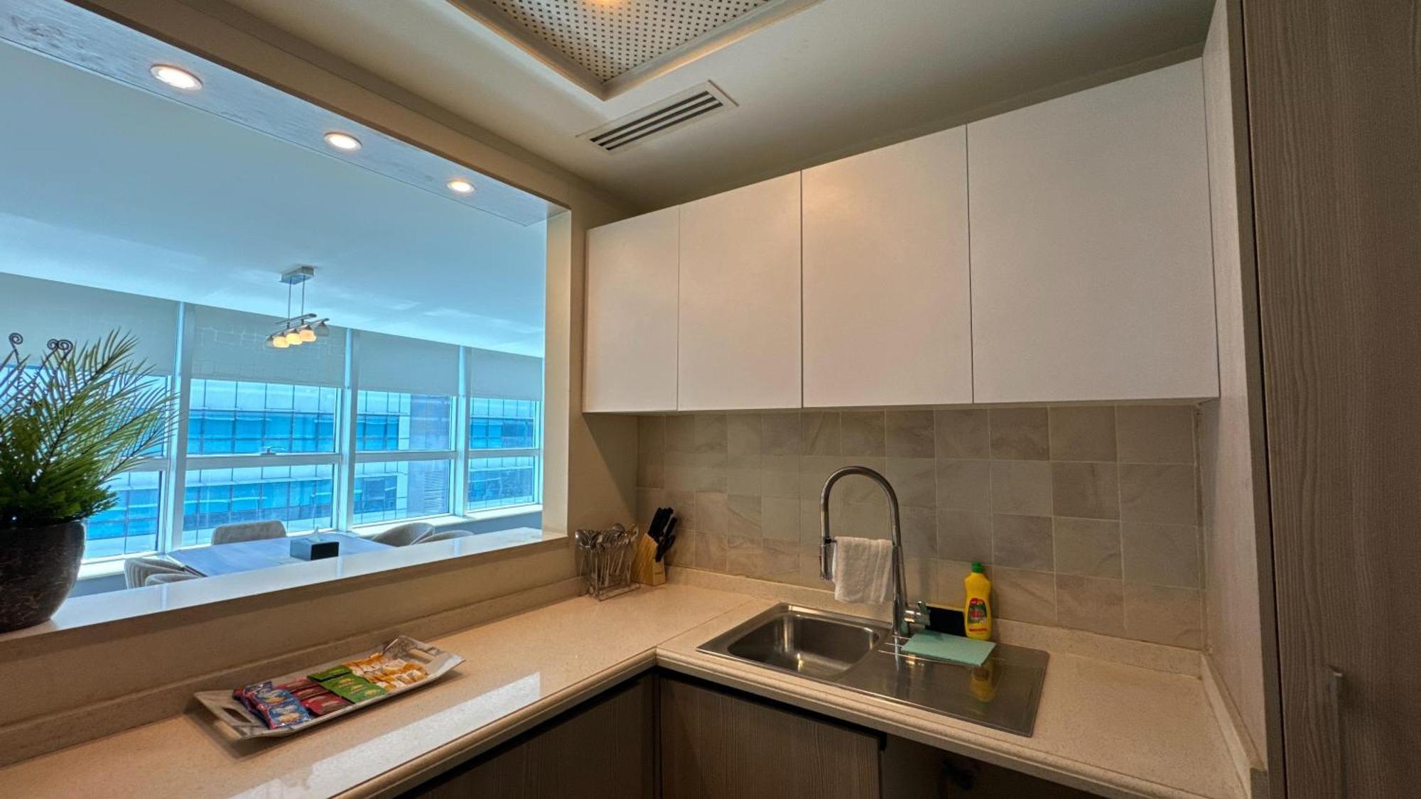 Centaurus Apartment City View Three Beds Исламабад Екстериор снимка